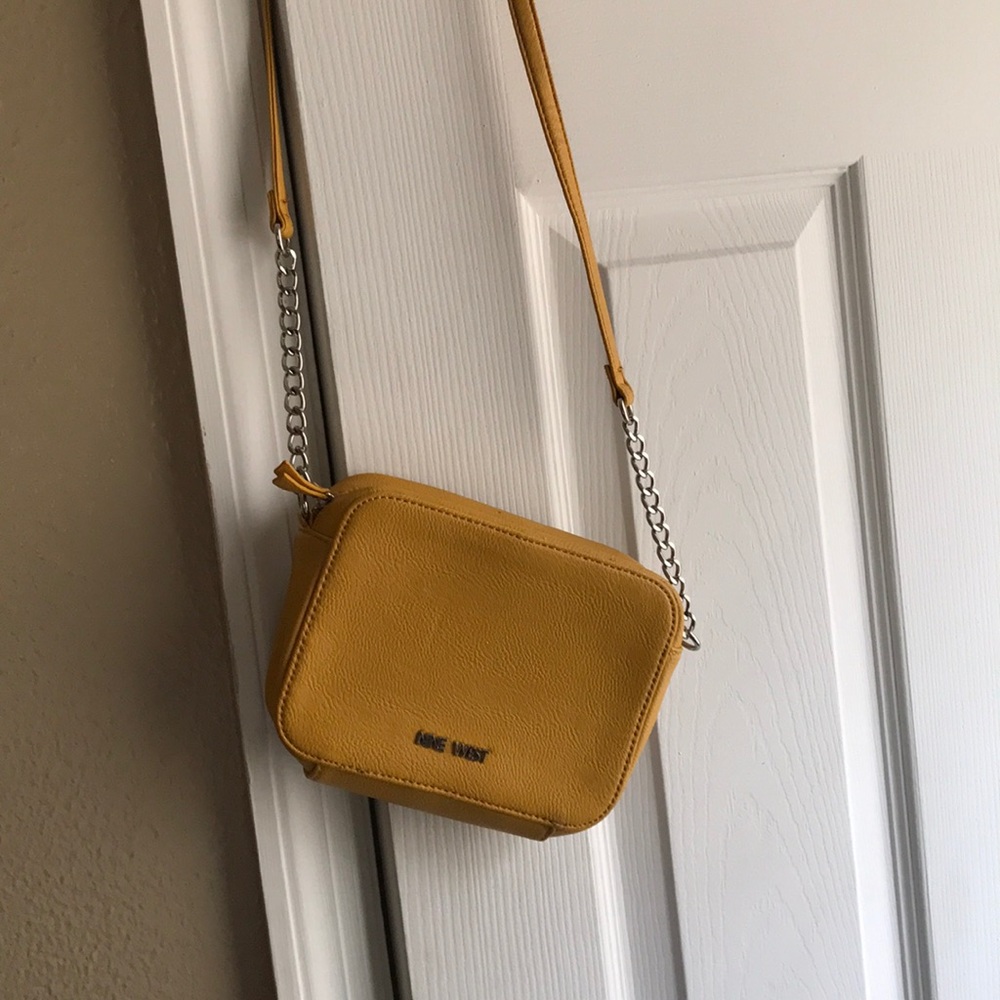 Nine West small